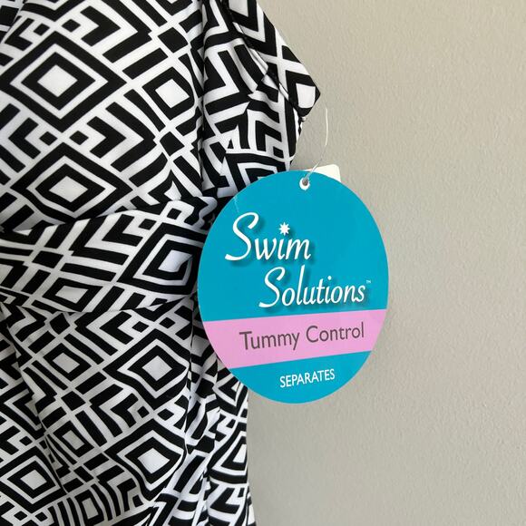 Swim Solutions Twister Tankini Top Tummy Control Black White Diamond Geo 16 NWT - Picture 4 of 7